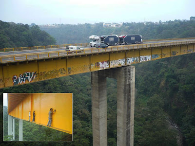 10 Foto yang Diambil Dengan Penuh Resiko - Berbagi 10