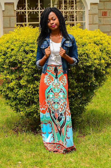 How to wear a maxi skirt with denim