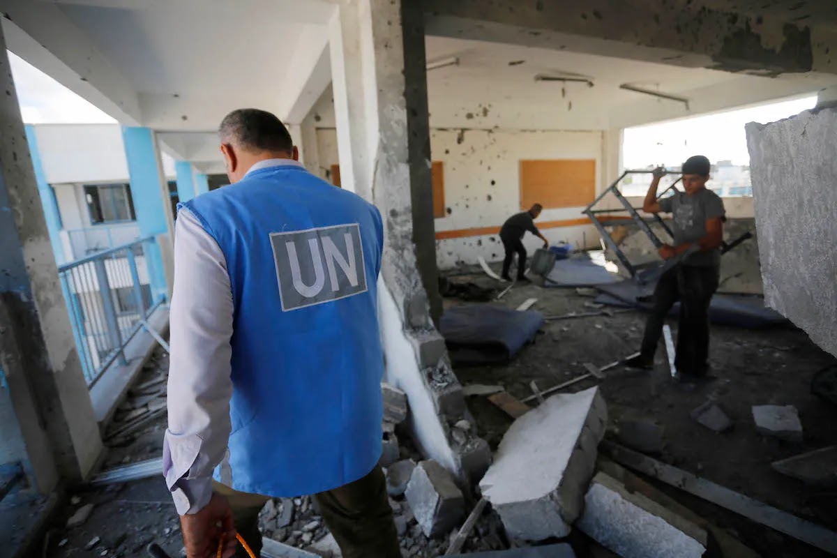 https://egyptianstreets.com/2023/11/04/israeli-strike-on-unrwa-school-kills-15-and-injures-70-says-gaza-ministry-of-health/