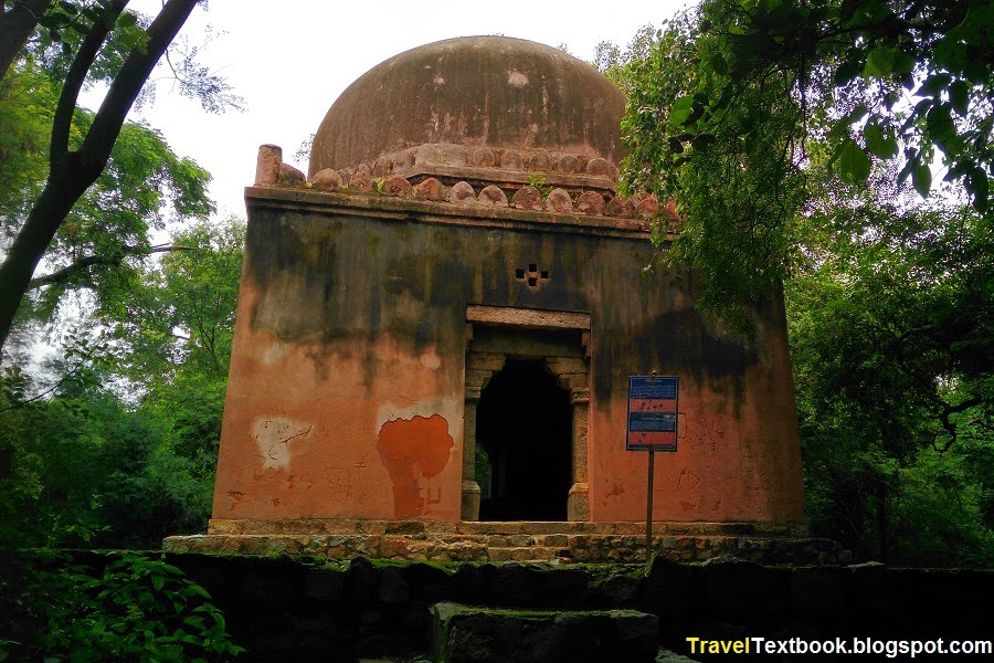 Tohfewala Gumbad Hauz Khas