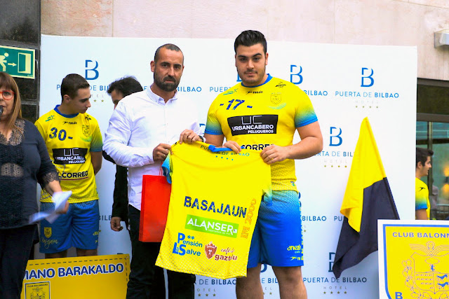 Presentación del Urban Cabero Balonmano Barakaldo