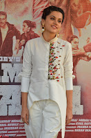 Taapsee Pannu Looks Super Cute in White Kurti and Trouser 02.JPG