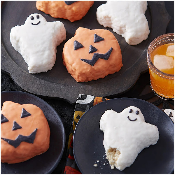 Wilton Halloween Ghost and Pumpkin Mini Cake Pan