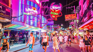 waliking street things to do in pattaya