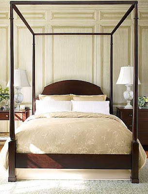 North River Pencil Post Canopy Bed