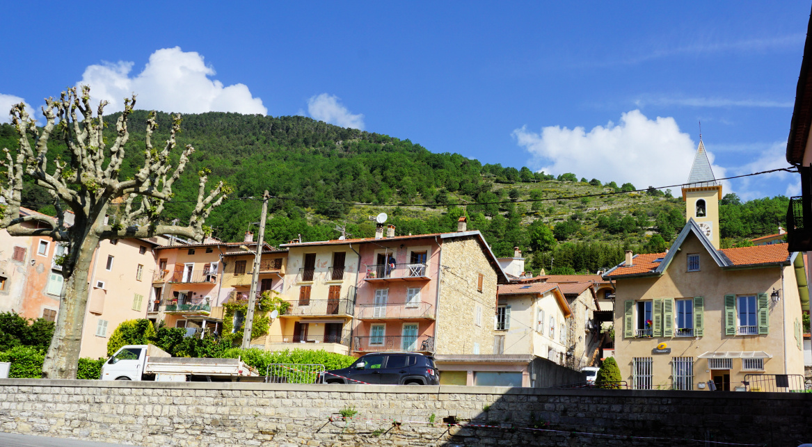 Moulinet village