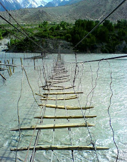 Pontes mais perigosas e assustadoras do mundo