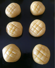 Score lines on the tarts to make them more pineapple-like