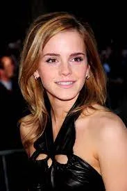 Emma Watson Biography, Age, Height, Boyfriend, bra size, Net Worth Now 2022