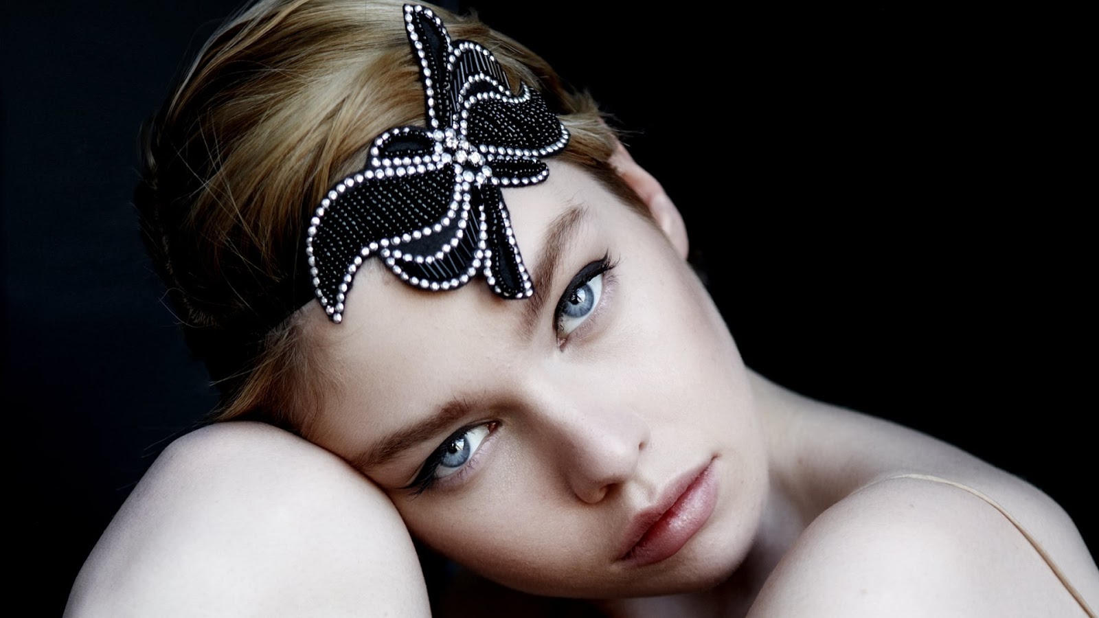 Celebrity Stella Maxwell Models Ireland Model Blonde Blue Eyes Face HD Wallpaper | Background Image