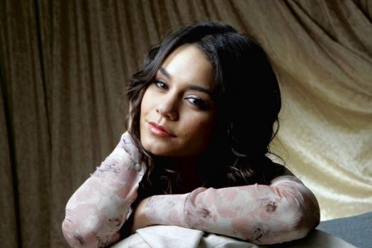 vanessa hudgens wallpaper 2011. vanessa hudgens 2011 hairstyle