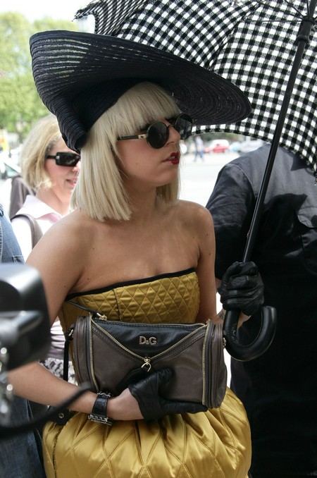 lady gaga hairstyle fashion