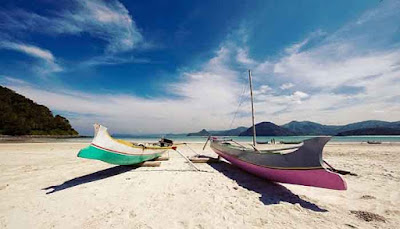 Pantai Selong Belanak Lombok