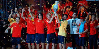 Piala_Eropa_2008_Spanyol_Winner