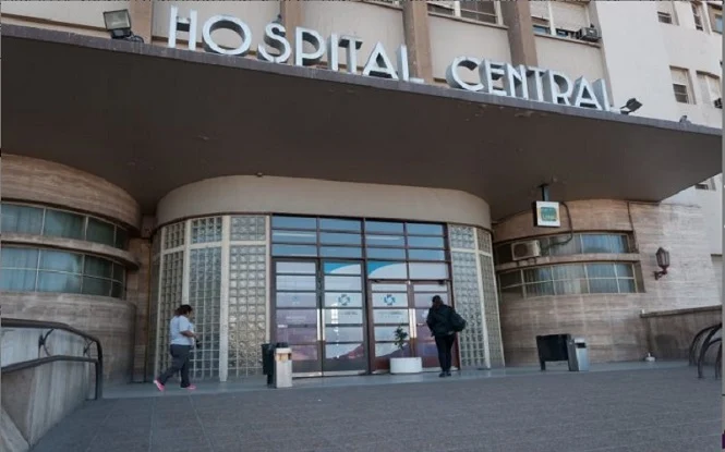 Coronavirus en Mendoza: Uno de los casos positivos de ayer es una médica del hospital Central    