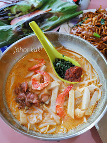 Khoon's-Katong-Laksa-Sembawang-Hill-Food-Centre