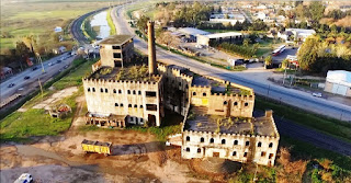 https://canuelasnoticias.com/09/12/2019/04/el-castillo-de-canuelas-encierra-un-secreto-de-1950/