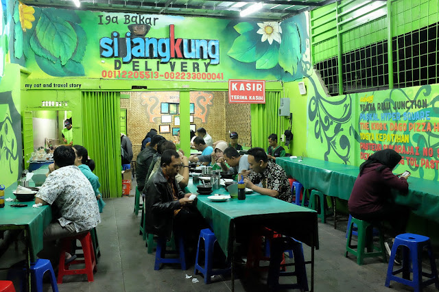 Jangan Lewatkan 6 Tempat Kuliner di Bandung ini