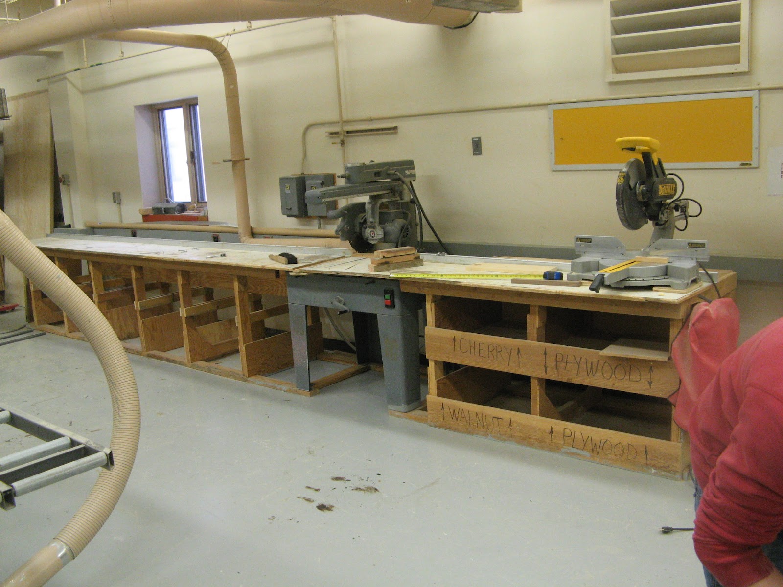 woodshop/ Metal Shop: The New Cutting Bench