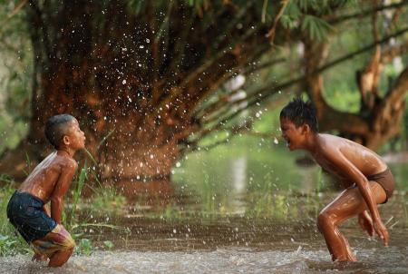 BERUBAH UNTUK MASA DEPAN: PERUBAHAN SOSIAL BUDAYA YANG 