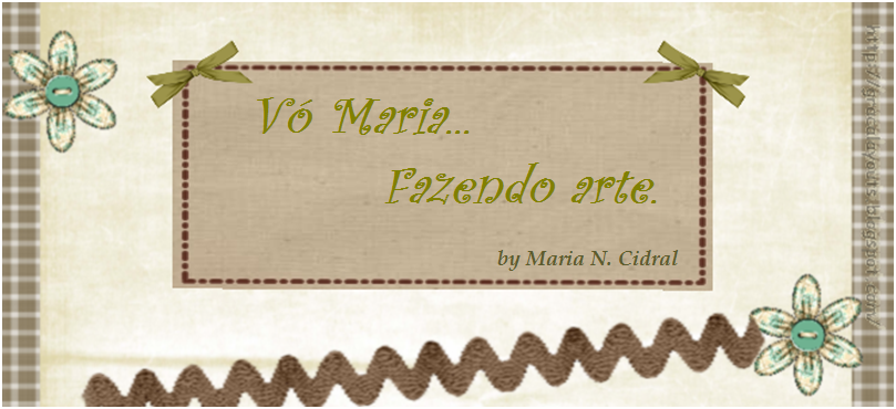 Vó Maria fazendo arte
