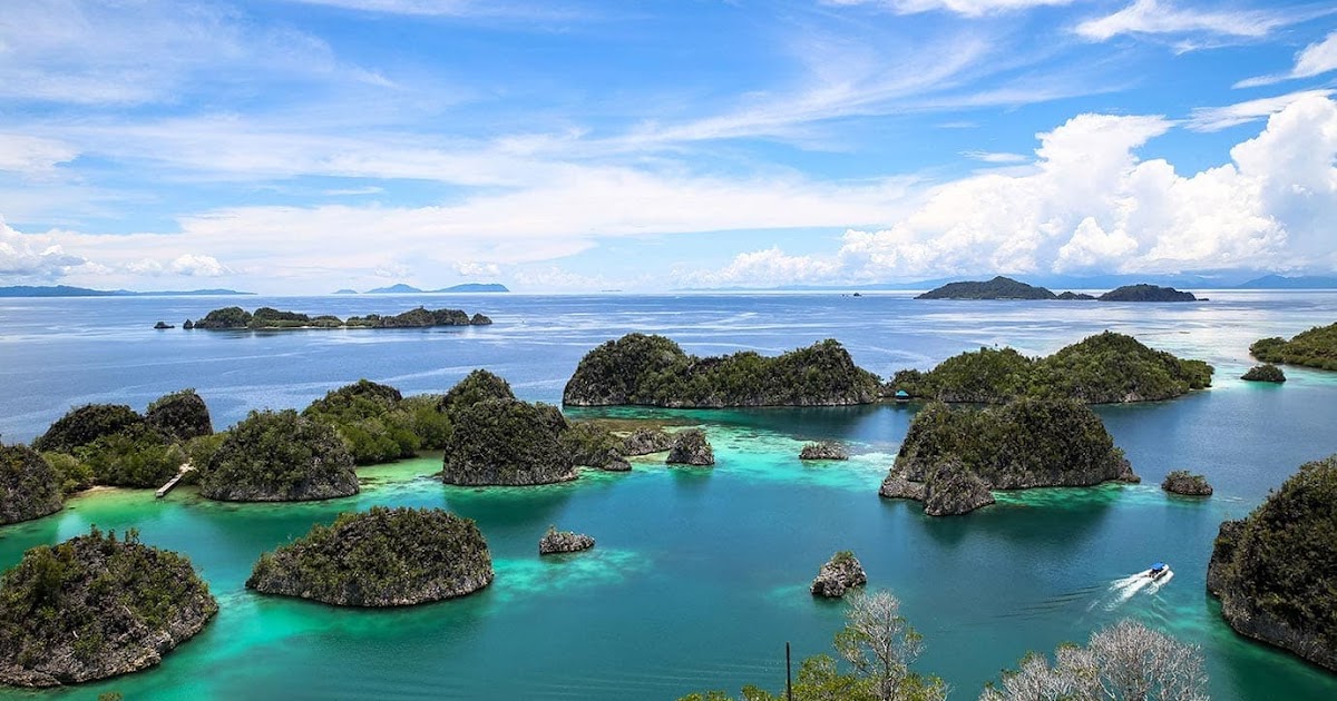 5 Tempat Wisata  di  Papua yang  Terkenal Pemandangan 
