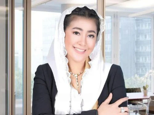 Sempat Cabut Laporan, Wanita Emas Kembali Adukan Ketua KPU ke DKPP