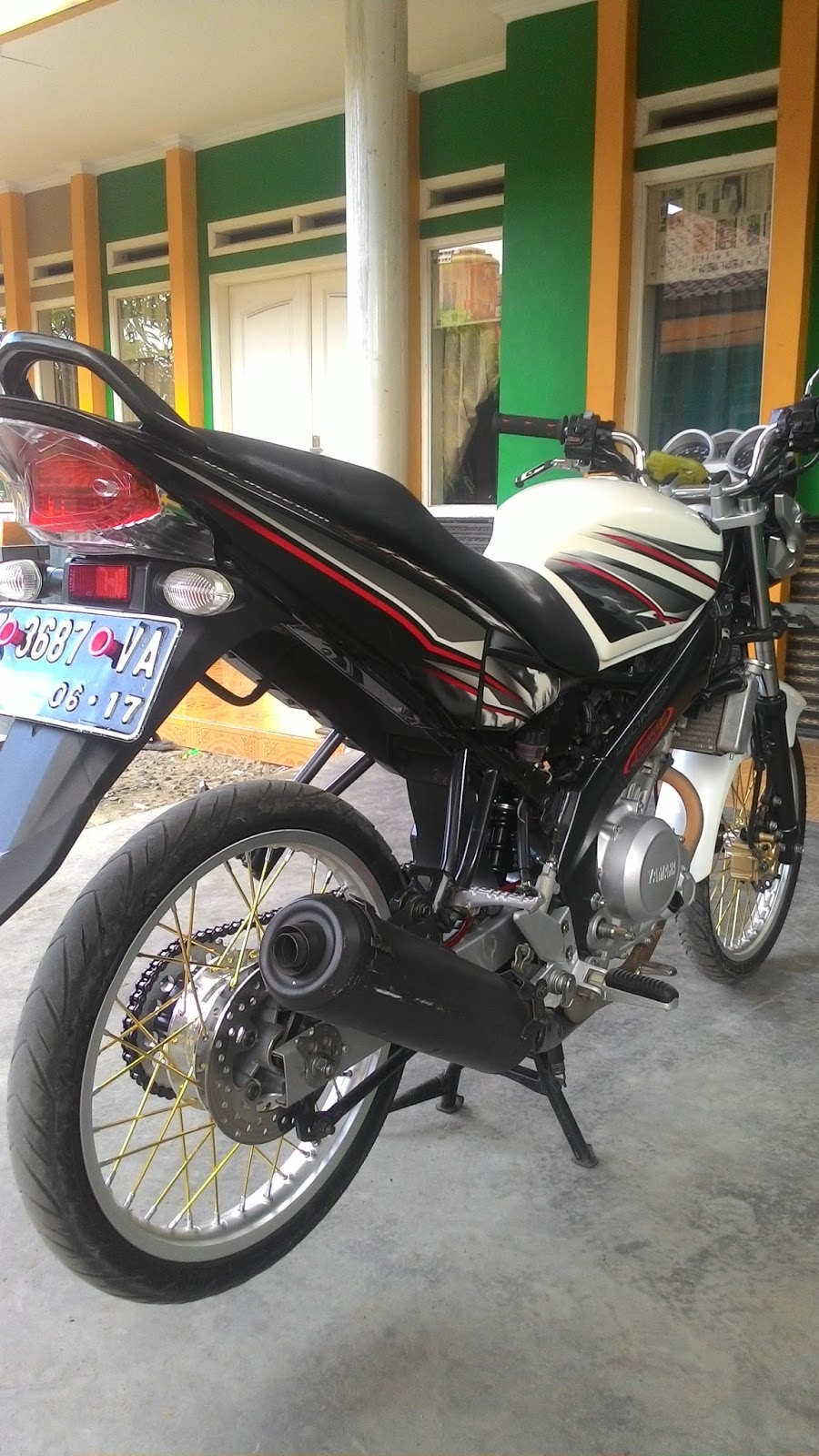 Modifikasi Vixion Old Minimalis Terupdate Klobot Modif