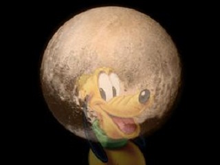 New Horizons : Perjalanan Bersejarah 5 Milyar Kilometer Menuju Pluto