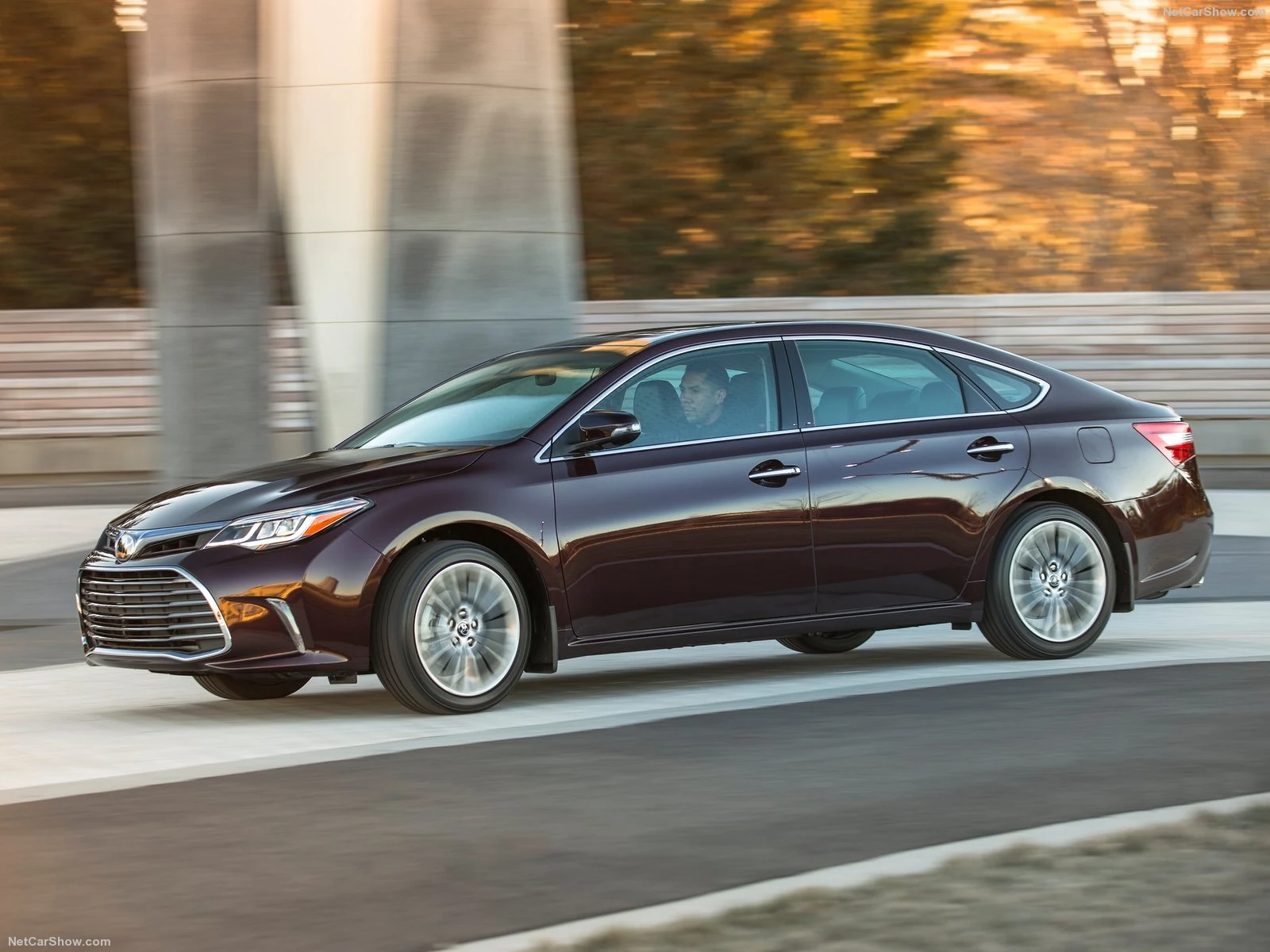 Hình ảnh xe ô tô Toyota Avalon 2016 & nội ngoại thất