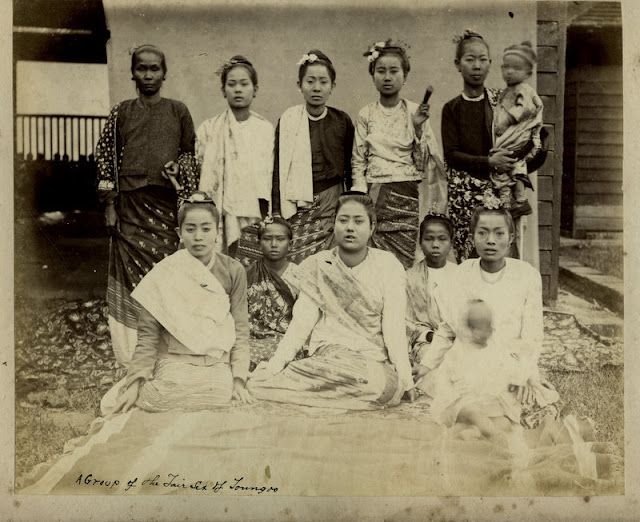 c.1880%2527s+PHOTO+INDIA+BURMA+A+GROUP+OF+YOUNG+WOMEN