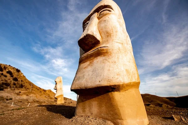 Moai Statues