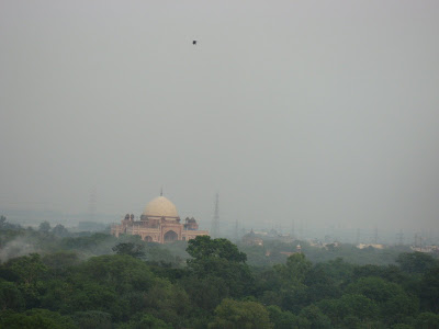 Safdarrjung's tomb from The Oberoi New Delhi