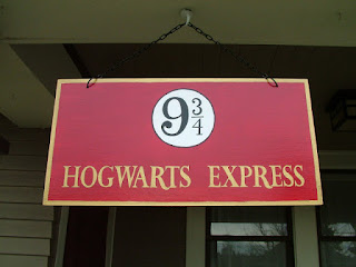 http://myharrypotterparty.blogspot.com/2009/03/platform-9-34-sign.html