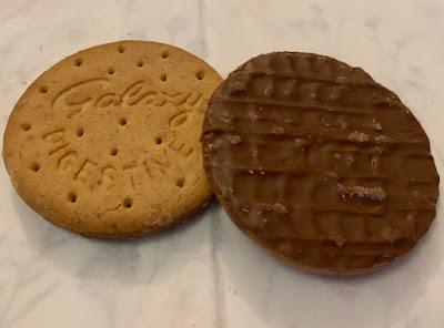 Galaxy Milk Chocolate Digestives Biscuits