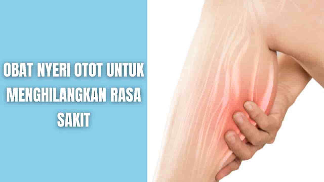 Obat Nyeri Otot Untuk Menghilangkan Rasa Sakit Nyeri otot adalah suatu kondisi yang disebabkan oleh beberapa faktor seperti olaharaga yang berlebihan atau baru pertama kali olahraga yang disebut DOMS atau Delayed-onset muscle soreness, cedera, infeksi, dan penyakit. Nyeri otot juga dikenal sebagai myalgia. Rasa sakit pada kondisi ini bisa bersifat jangka pendek dan jangka panjang atau kronis.    Penyebab Nyeri otot disebabkan oleh terlalu banyak stres, ketegangan, dan aktivitas fisik. Berikut beberapa penyabab kondisi ini:  Ketegangan otot di satu atau lebih area tubuh Menggunakan otot secara berlebihan selama aktivitas fisik Melukai otot saat melakukan pekerjaan atau olahraga yang menuntut fisik Melewatkan pemanasan dan pendinginan Namun nyeri otot juga bisa disebabkan oleh beberapa kondisi medis seperti:  Fibromyalgia, terutama jika sakit dan nyeri berlangsung lebih dari 3 bulan Sindrom kelelahan kronis Sindrom nyeri myofasicial, yang menyebabkan peradangan pada janringan ikat otot yang disebut fasia Infeksi, seperti flu, polio, atau infeksi bakteri Gangguan autoimun seperti lupus, dermatomyositis, dan polymyositis Penggunaan obat-obatan tertentu seperti statin, ACE inhibitor, atau kokain Masalah tiroid, seperti hipotiroidisme atau hipertiroidisme Hipokalemia (kalium rendah)   Obat Nyeri Otot Obat nyeri otot di apotik ada yang dijual bebas dan ada resep dari dokter  Obat Yang Dijual Bebas Obat nyeri otot yang dijual bebas (OTC) adalah sebagai berikut:  NSAID NSAID adalah obat yang membantu mengobati atau menghilangkan rasa sakit dengan mengurangi peradangan. Obat-obatan ini memperlambat formasi prostaglandin, yang diproduksi tubuh setelah cedera atau sakit. Obat ini memlokir enzim yang disebut siklooksigenase (COX), yang membantu menciptakan prostaglandin. Berikut beberapa obat NSAID:  Ibuprofen Aspirin Natrium naproksen Parasetamol Parasetamol adalah obat yang dapat mengobati nyeri dan demam ringan hingga sedang. Obat ini adalah analgesik, atau pereda nyeri, dan antipiretik, atau peredam demam. Obat-obatan ini memperlambat formasi prostaglandin, yang diproduksi tubuh setelah cedera atau sakit. Obat ini memlokir enzim yang disebut siklooksigenase (COX), yang membantu menciptakan prostaglandin.  Obat Resep Kemungkinan dokter akan membuat resep obat untuk nyeri otot seperti ini:  Antispasmodik Antispasmodik adalah obat yang mengurangi kejang otot dengan mengubah konduksi pada sistem saraf pusat. Terdapat dua jenis obat antispasmodik yakni benzodiazepin dan nonbenzodiazepin. Benzodiazepin bekerja dengan memblokir bahan kimia tertentu di otak, sedangkan nonbenzodiazepin bekerja di sumsum tulang belakang dan otak. Berikut beberapa obat antispasmodik:  Diazepam Metaxalone Carisoprodol Cyclobenzaprine Antispatik Antispatik adalah obat yang bekerja pada sel otot dan sumsum tulang belakang untuk meningkatkan kekencangan otot dan meredakan kejang. Obat ini bekerja dengan menghambat transmisi neuron di otak. Dokter mungkin akan meresepkan antipastik untuk kondisi yang menyebabkan kejang otot, seperti multiple sclerosis (MS) atau cerebral palsy. Berikut beberapa obat antispatik:  Baklofen Tizanidin Dantrolene