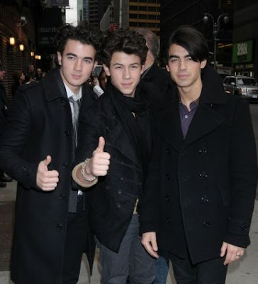 Jonas Brothers KCA 2009 Performance 