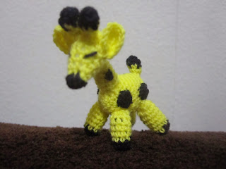 https://www.etsy.com/listing/167325936/mini-miniature-crochet-amigurumi-giraffe?ref=shop_home_active