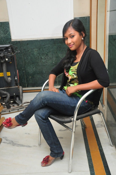 swathi narthagi unseen pics