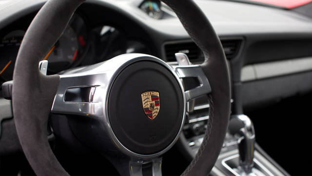 2014 Porsche 911 GT3 Interior