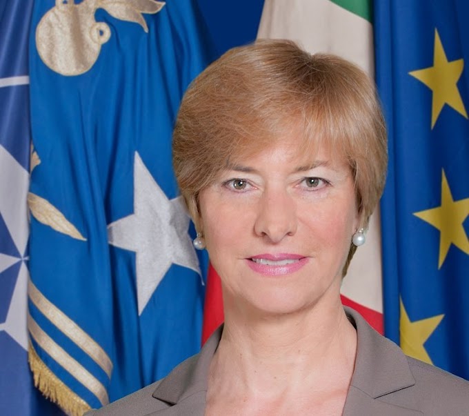 Pinotti: "Impensabile l'intervento militare in Libia"