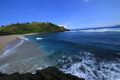 Pantai Mawi