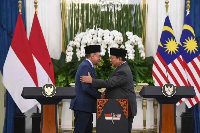 Prabowo dan Anwar sepakat kerja sama Ambalat. © Galih Pradipta/Antara