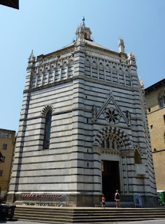 Battisterio di San Giovanni in Corte, Pistoia.