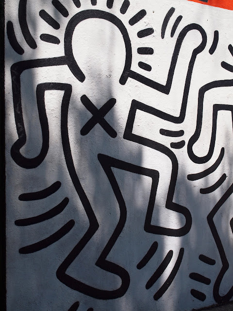 Crack is Wack!, Close Up, keith Haring, Public Art, New York city