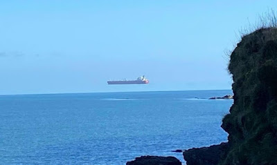 Jepretan kapal tanker melayang. Foto: Independent