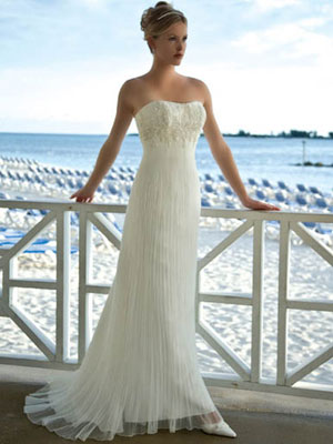 Simple tips on choosing a beach wedding dress Label Wedding Dresses