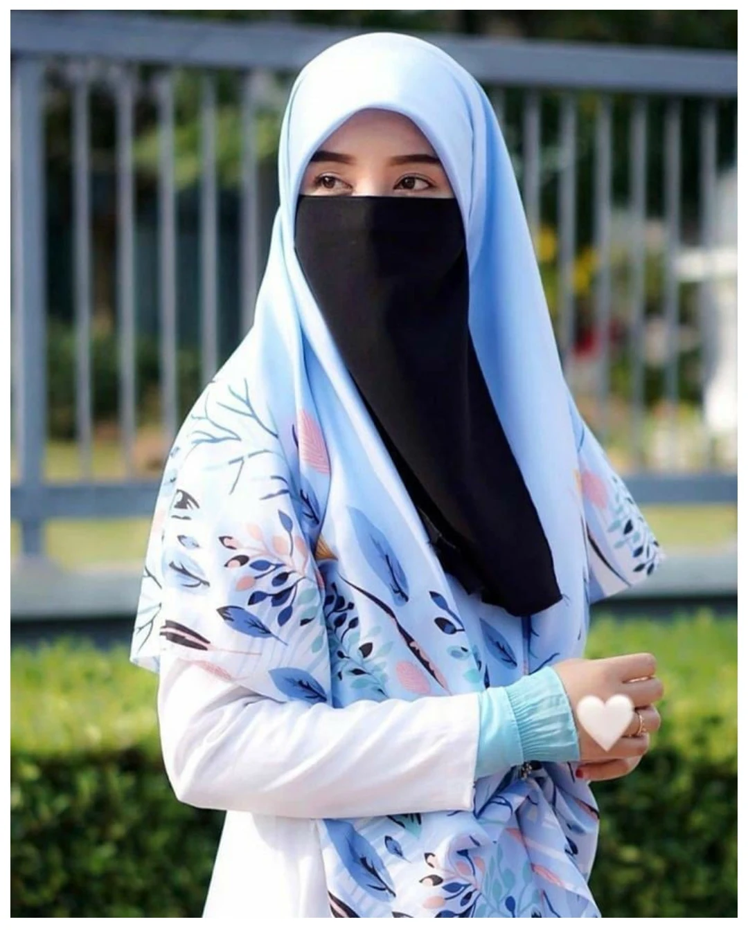 হিজাব পরা পিক ডাউনলোড 2024  - কালো হিজাব পরা পিক - hijab pic