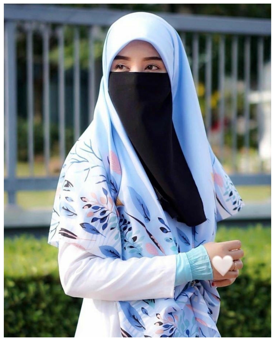 হিজাব পরা পিক ডাউনলোড  - কালো হিজাব পরা পিক - hijab pic