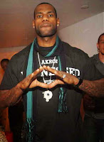 lebron illuminati triangulo